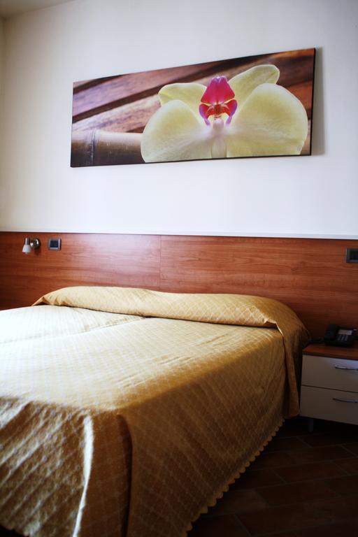 Hotel Bed&Wine Negrar Zimmer foto